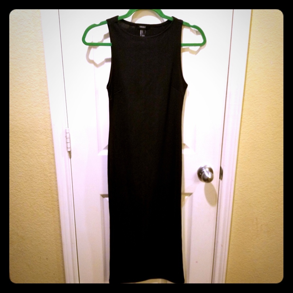 *FREE* Body Con Maxi Dress w/ Bundle of 2+ Items